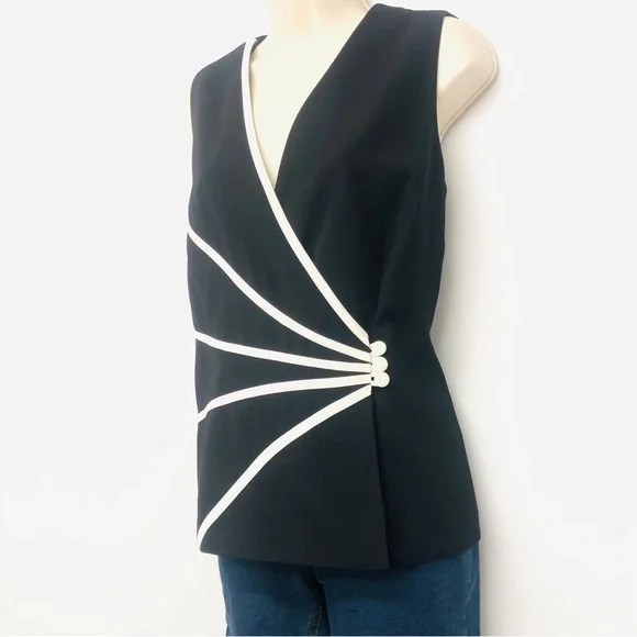 Sheri Martin New York Black White Sleeveless Top - Picture 5 of 16